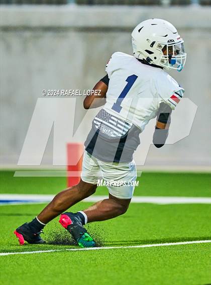 Thumbnail 2 in Atascocita vs King (A Team) photogallery.