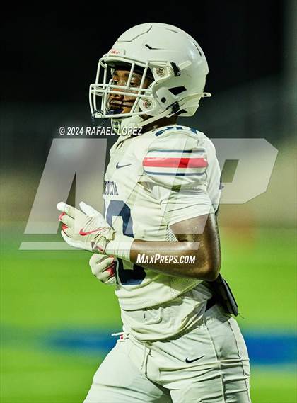 Thumbnail 2 in Atascocita vs King (A Team) photogallery.