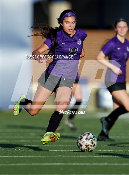 Thumbnail 1 in Bell vs Timber Creek (UIL 6A Bi-District Playoff) photogallery.