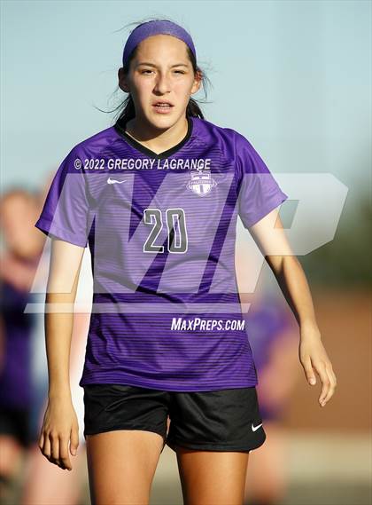 Thumbnail 2 in Bell vs Timber Creek (UIL 6A Bi-District Playoff) photogallery.