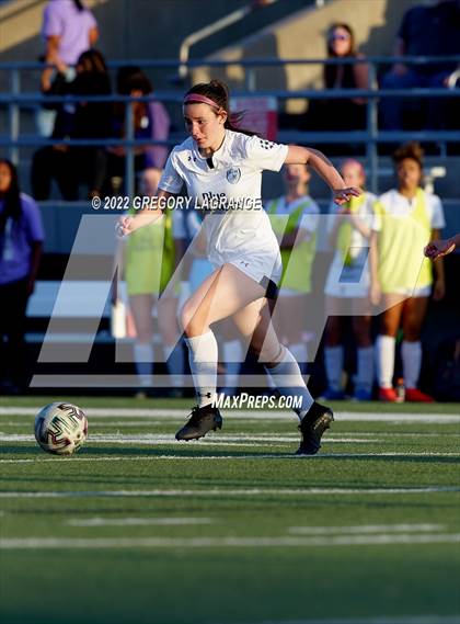 Thumbnail 3 in Bell vs Timber Creek (UIL 6A Bi-District Playoff) photogallery.