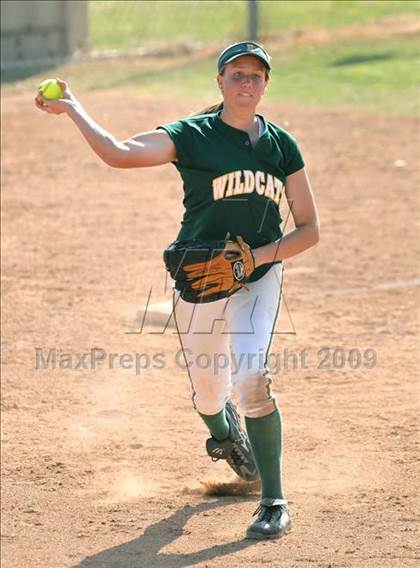 Thumbnail 2 in Tustin @ Brea Olinda photogallery.