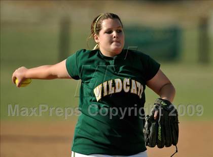 Thumbnail 1 in Tustin @ Brea Olinda photogallery.
