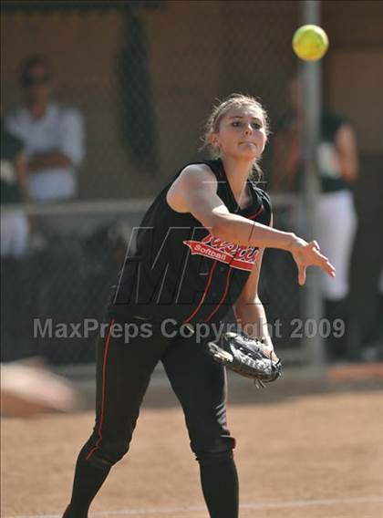Thumbnail 2 in Tustin @ Brea Olinda photogallery.