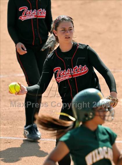 Thumbnail 3 in Tustin @ Brea Olinda photogallery.