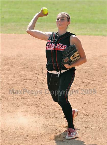 Thumbnail 3 in Tustin @ Brea Olinda photogallery.