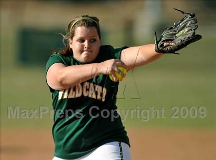 Thumbnail 2 in Tustin @ Brea Olinda photogallery.