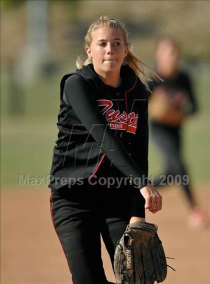 Thumbnail 2 in Tustin @ Brea Olinda photogallery.