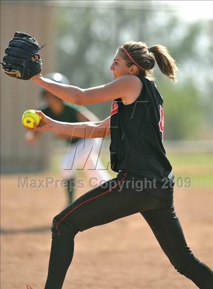Thumbnail 2 in Tustin @ Brea Olinda photogallery.