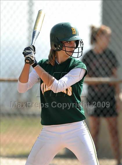 Thumbnail 2 in Tustin @ Brea Olinda photogallery.