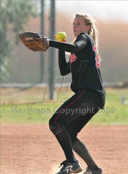 Thumbnail 1 in Tustin @ Brea Olinda photogallery.