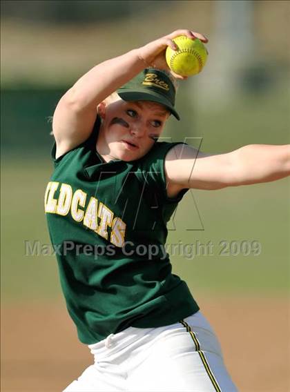 Thumbnail 3 in Tustin @ Brea Olinda photogallery.