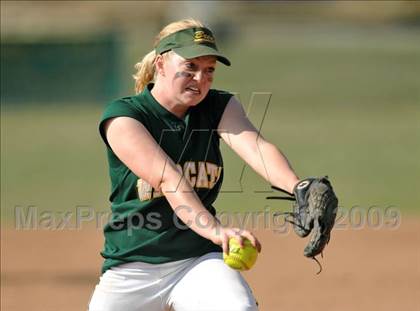 Thumbnail 2 in Tustin @ Brea Olinda photogallery.