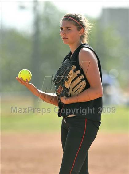 Thumbnail 3 in Tustin @ Brea Olinda photogallery.
