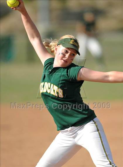 Thumbnail 1 in Tustin @ Brea Olinda photogallery.