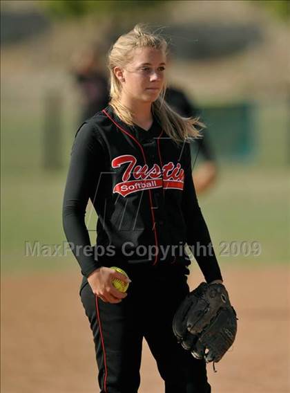 Thumbnail 1 in Tustin @ Brea Olinda photogallery.