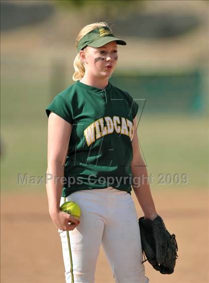 Thumbnail 3 in Tustin @ Brea Olinda photogallery.