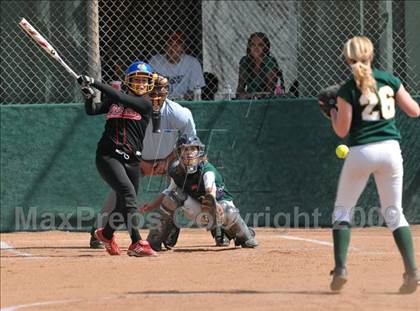Thumbnail 3 in Tustin @ Brea Olinda photogallery.