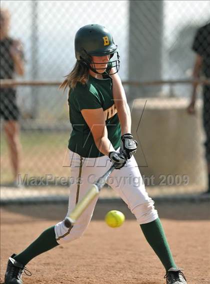 Thumbnail 2 in Tustin @ Brea Olinda photogallery.