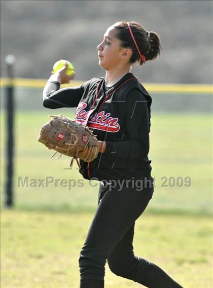 Thumbnail 3 in Tustin @ Brea Olinda photogallery.