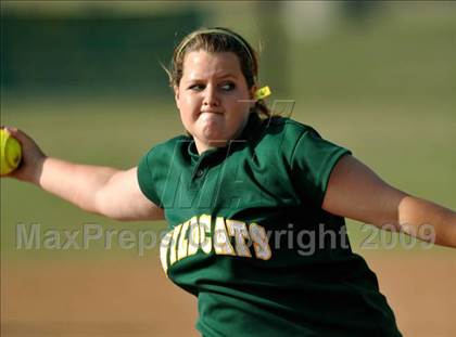 Thumbnail 2 in Tustin @ Brea Olinda photogallery.