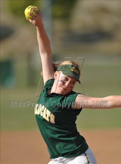 Thumbnail 1 in Tustin @ Brea Olinda photogallery.