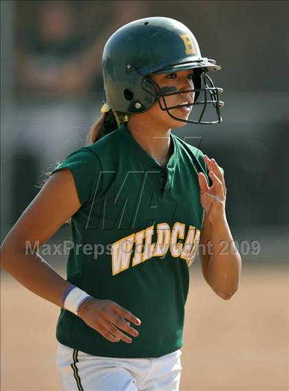 Thumbnail 1 in Tustin @ Brea Olinda photogallery.