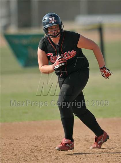 Thumbnail 2 in Tustin @ Brea Olinda photogallery.