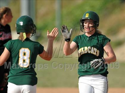 Thumbnail 1 in Tustin @ Brea Olinda photogallery.