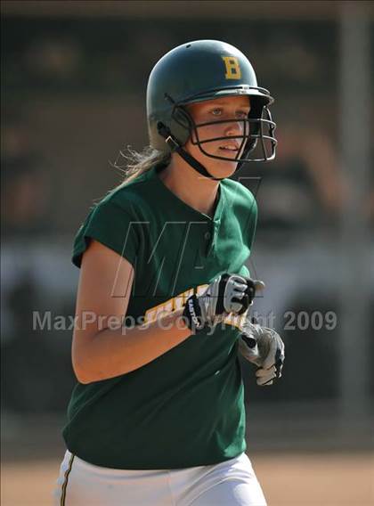 Thumbnail 2 in Tustin @ Brea Olinda photogallery.