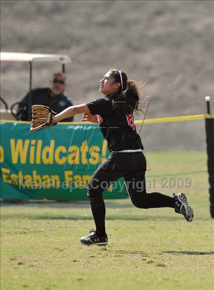 Thumbnail 1 in Tustin @ Brea Olinda photogallery.