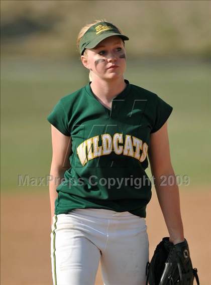 Thumbnail 3 in Tustin @ Brea Olinda photogallery.