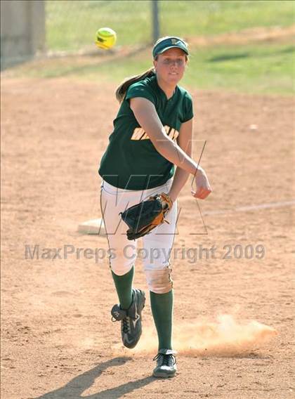 Thumbnail 3 in Tustin @ Brea Olinda photogallery.