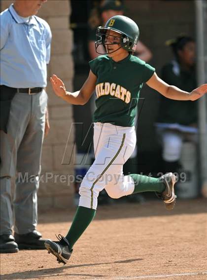 Thumbnail 3 in Tustin @ Brea Olinda photogallery.