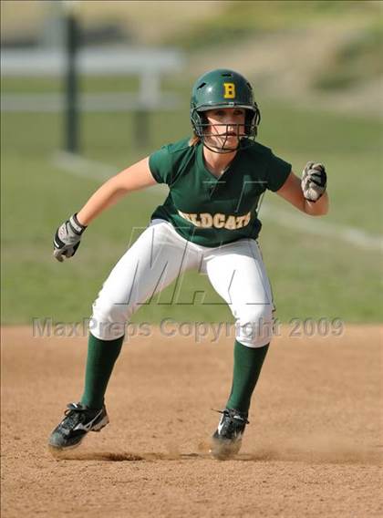 Thumbnail 2 in Tustin @ Brea Olinda photogallery.