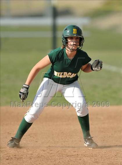 Thumbnail 3 in Tustin @ Brea Olinda photogallery.