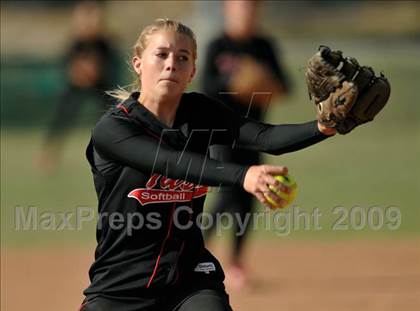 Thumbnail 2 in Tustin @ Brea Olinda photogallery.