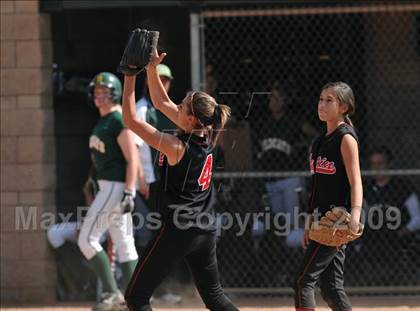 Thumbnail 3 in Tustin @ Brea Olinda photogallery.