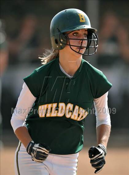 Thumbnail 2 in Tustin @ Brea Olinda photogallery.