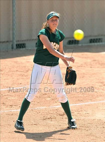 Thumbnail 2 in Tustin @ Brea Olinda photogallery.