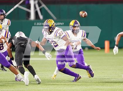 Thumbnail 2 in Martin vs Richardson (UIL 6A Bi-District) photogallery.