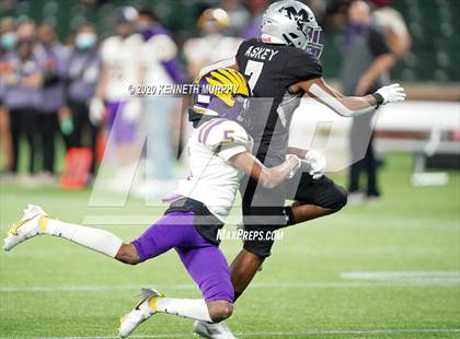 Thumbnail 3 in Martin vs Richardson (UIL 6A Bi-District) photogallery.