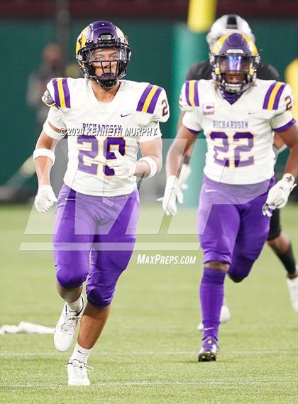 Thumbnail 3 in Martin vs Richardson (UIL 6A Bi-District) photogallery.