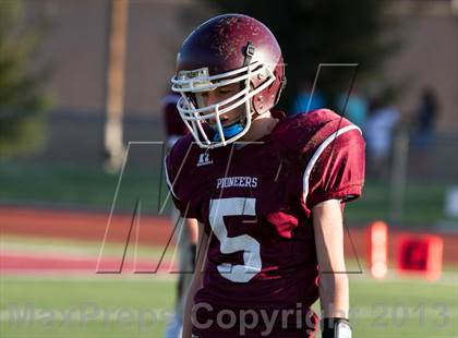 Thumbnail 2 in Royal @ Simi Valley photogallery.