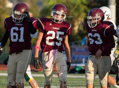 Thumbnail 1 in Royal @ Simi Valley photogallery.