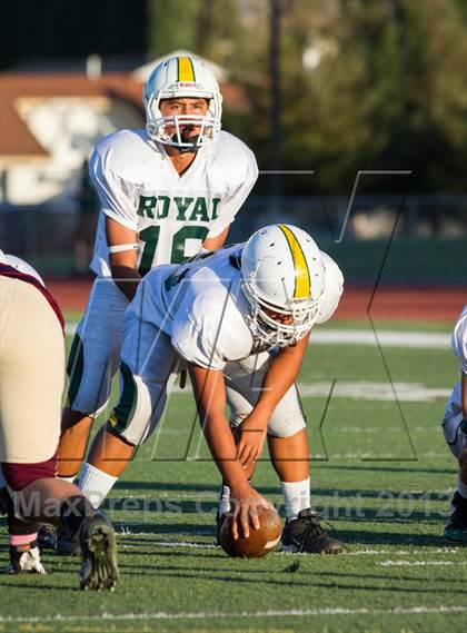 Thumbnail 2 in Royal @ Simi Valley photogallery.