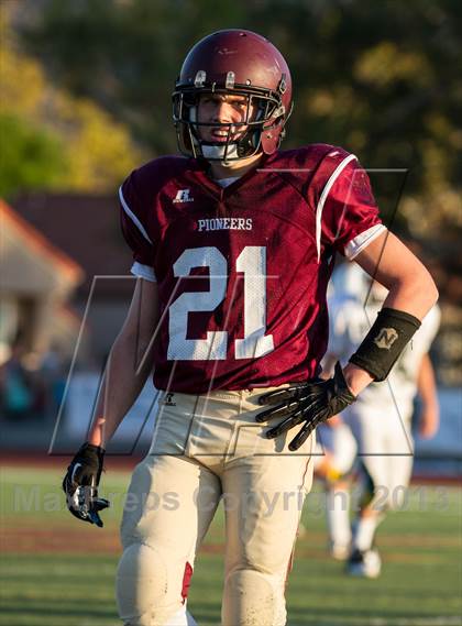 Thumbnail 2 in Royal @ Simi Valley photogallery.