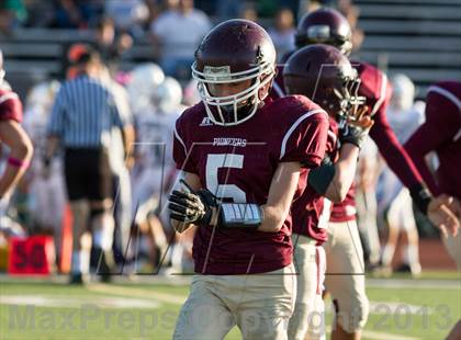 Thumbnail 3 in Royal @ Simi Valley photogallery.