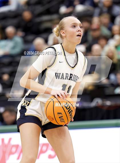 Thumbnail 3 in Snow Canyon vs. Cedar (UHSAA 4A Semifinals) photogallery.