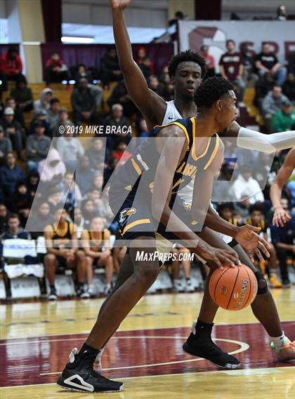 Thumbnail 2 in Rancho Christian vs. McEachern (Spalding Hoophall Classic) photogallery.